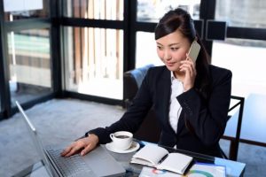 担当者不在時のクレームへの電話対応